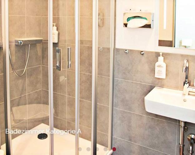 Ivy Hotel Вольфсбург Экстерьер фото