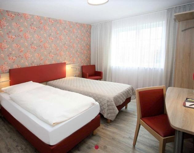 Ivy Hotel Вольфсбург Экстерьер фото